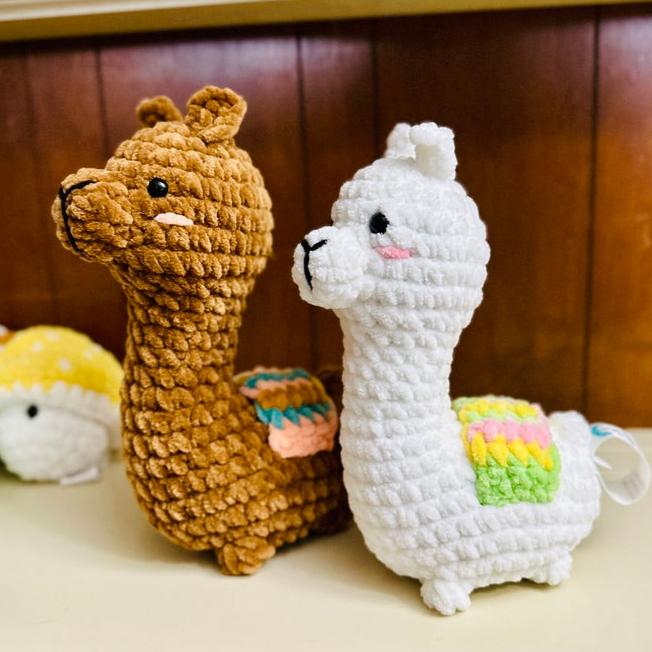 crochet brown and white alpacas 